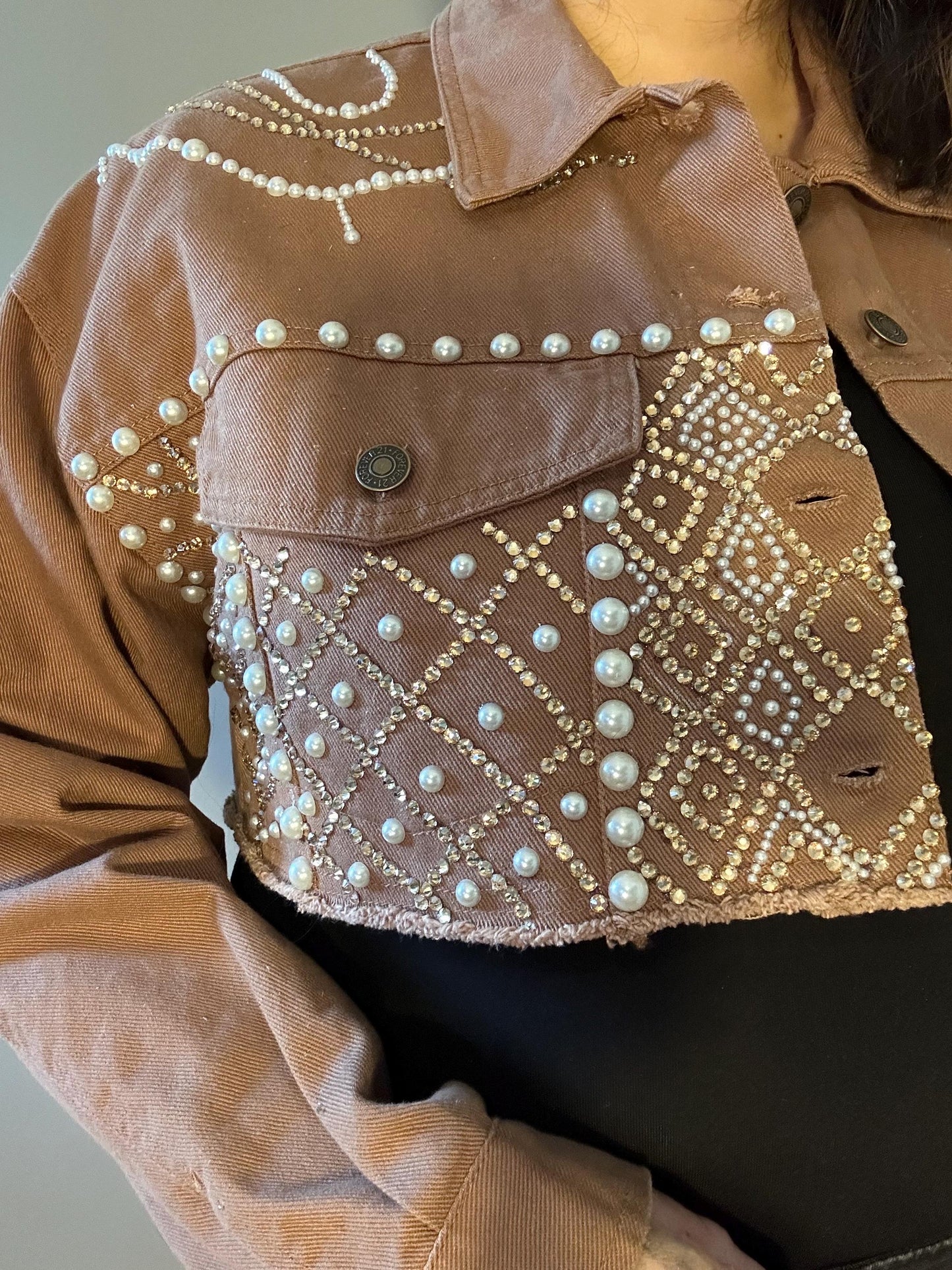 Rhinestone And Pearls Bedazzled Jean Jacket Cropped jacket size small