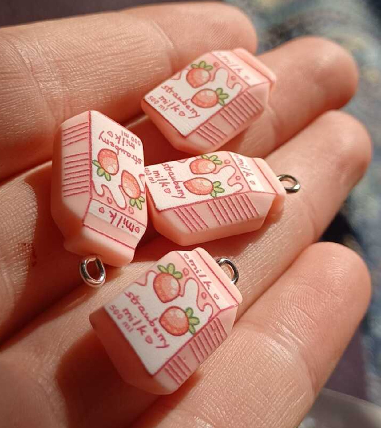 Individual Charm (strawberry milk)